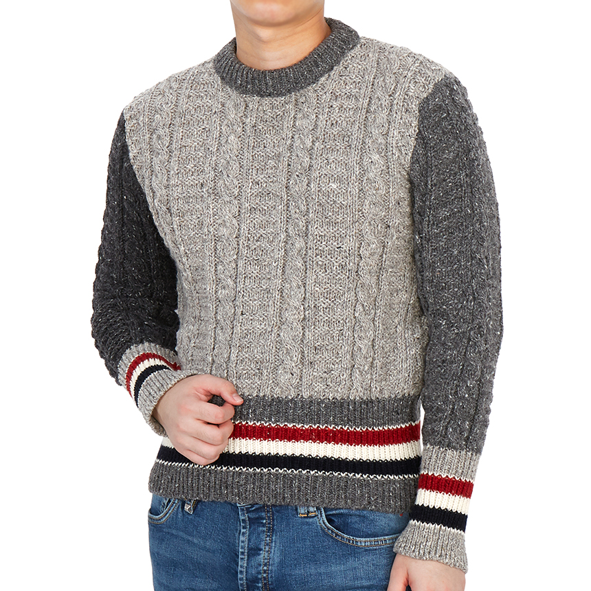 톰브라운(THOM BROWNE) 삼선 스트라이프 펀믹스 남자 울 모헤어 트위드 니트 MKA369F Y1502 982