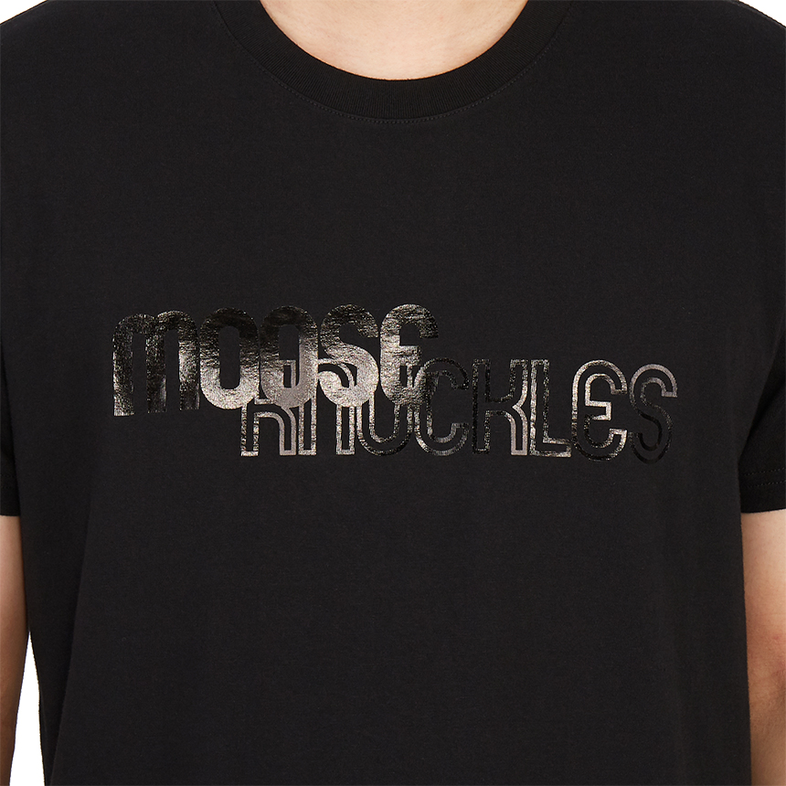 무스너클(MOOSE KNUCKLES) 씰 남자 반팔티셔츠 레귤러핏 M31MT703 292