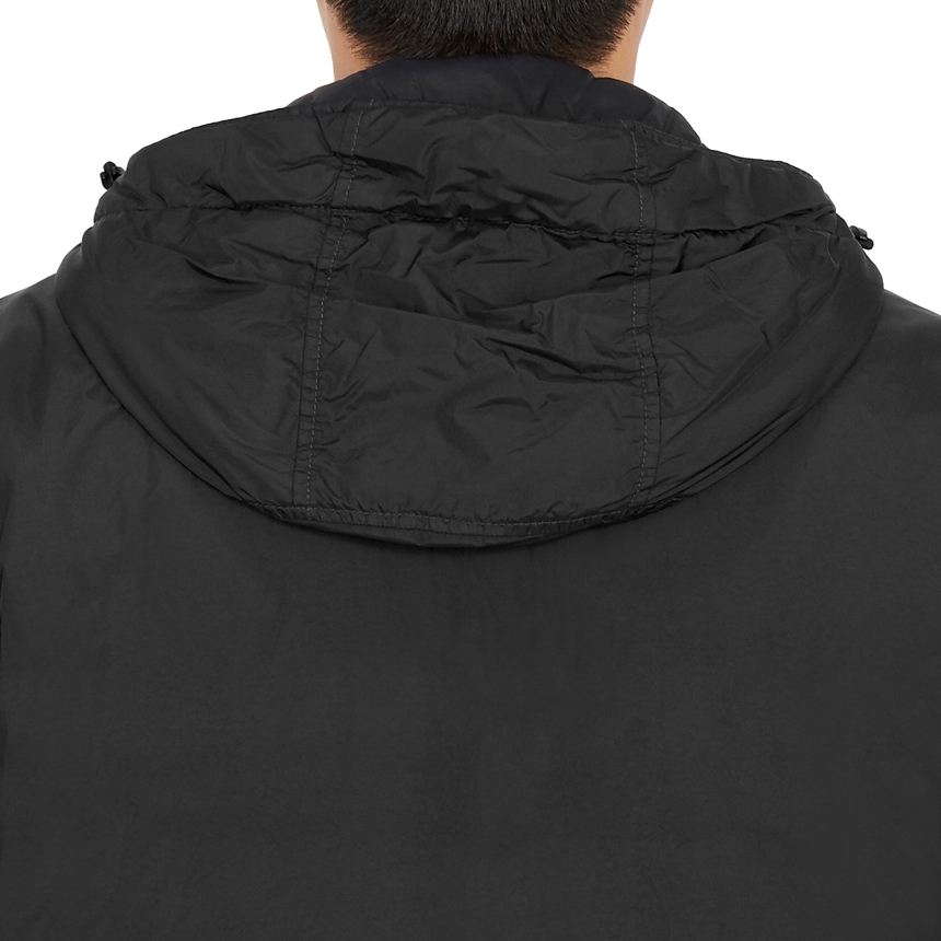 스톤아일랜드(STONE ISLAND) 와펜 크링클랩스 프리마로프트 남자 후드 패딩 자켓 751542223 V0029