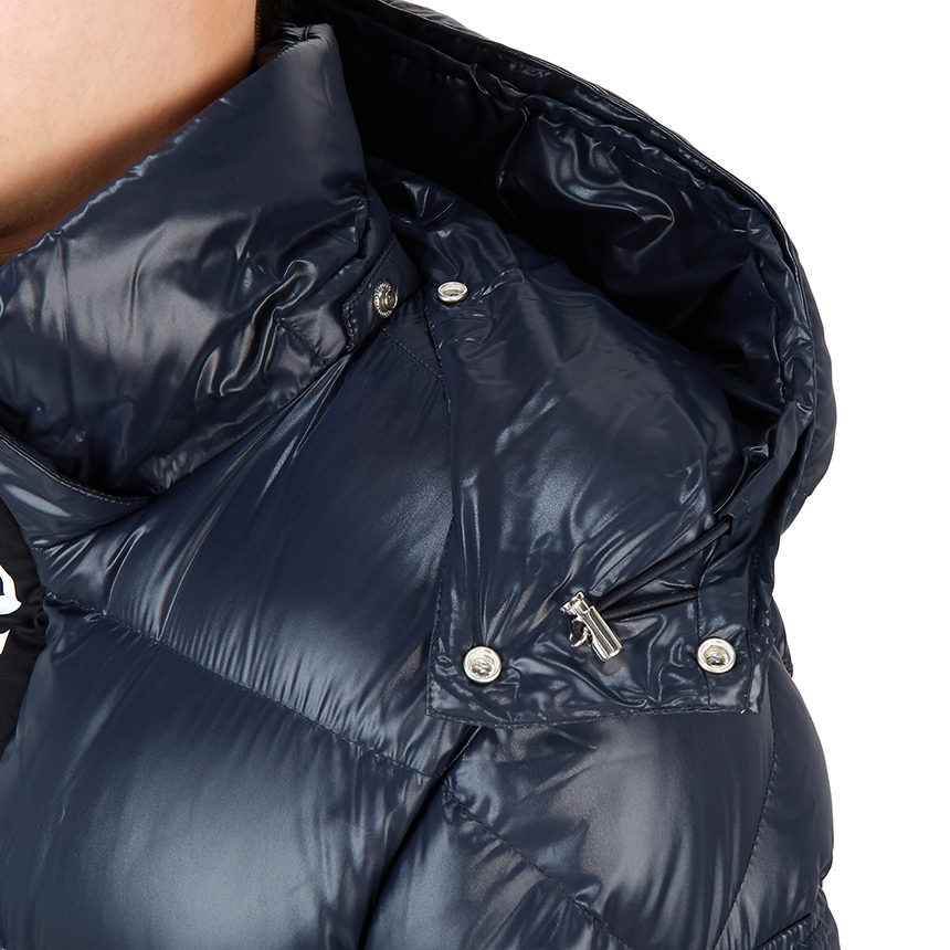몽클레어(MONCLER) 모리 남자 후드 아노락 패딩 점퍼 자켓 1A00040 68950 742