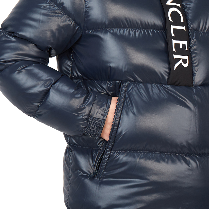 몽클레어(MONCLER) 모리 남자 후드 아노락 패딩 점퍼 자켓 1A00040 68950 742