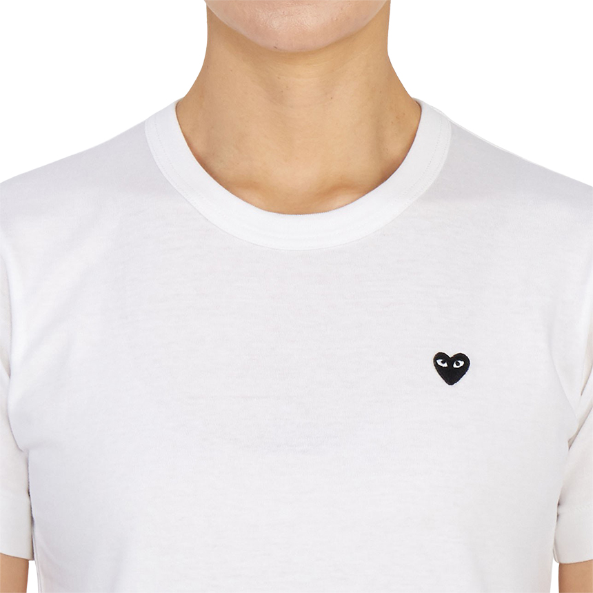 꼼데가르송(COMME DES GARCONS) 미니 블랙하트와펜여자 반팔티셔츠 AZ T201 051 2