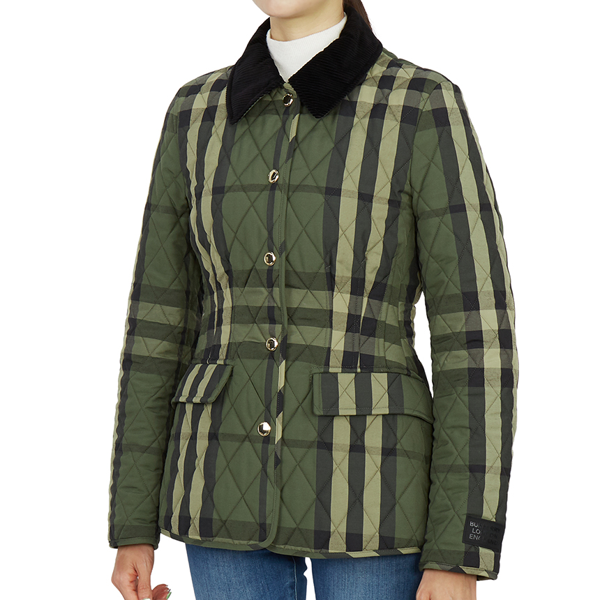 버버리(BURBERRY) 코듀로이 다이아몬드 퀼팅 여자 울 반 자켓 LYDD CHK 8041499 A3501