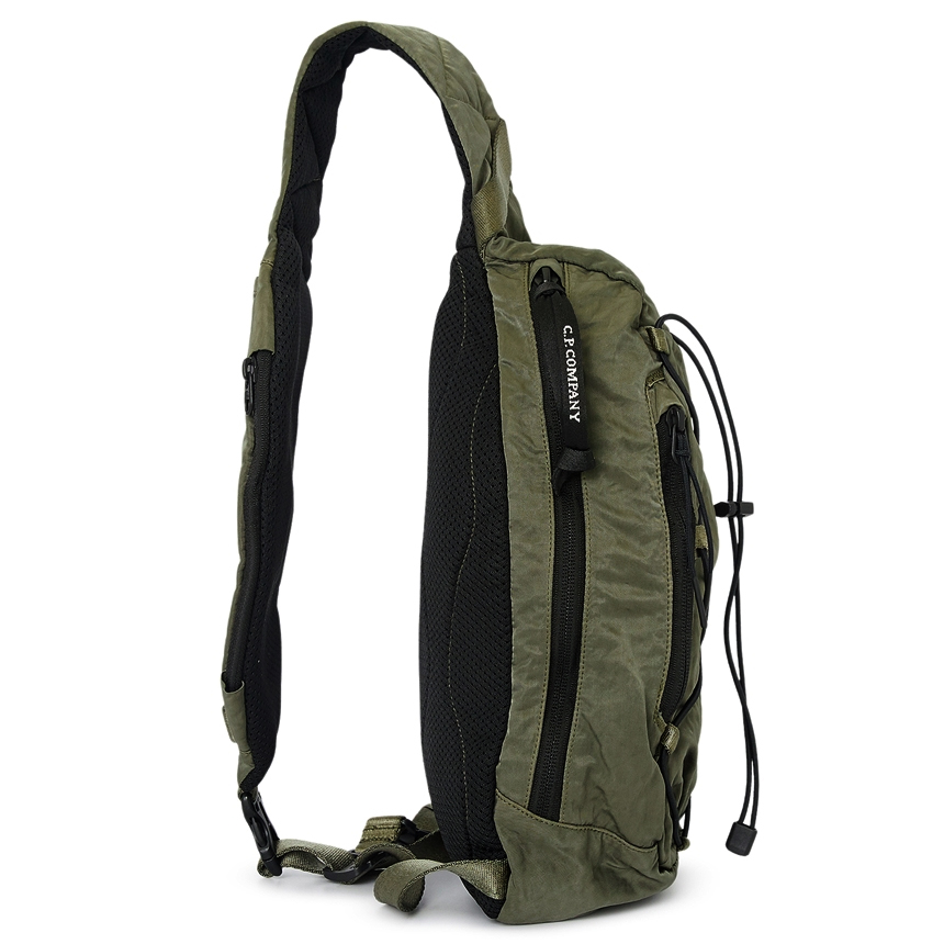 씨피컴퍼니(CP COMPANY) 렌즈 공용 크로스바디백/럭색 11CMAC114A 005269G 665