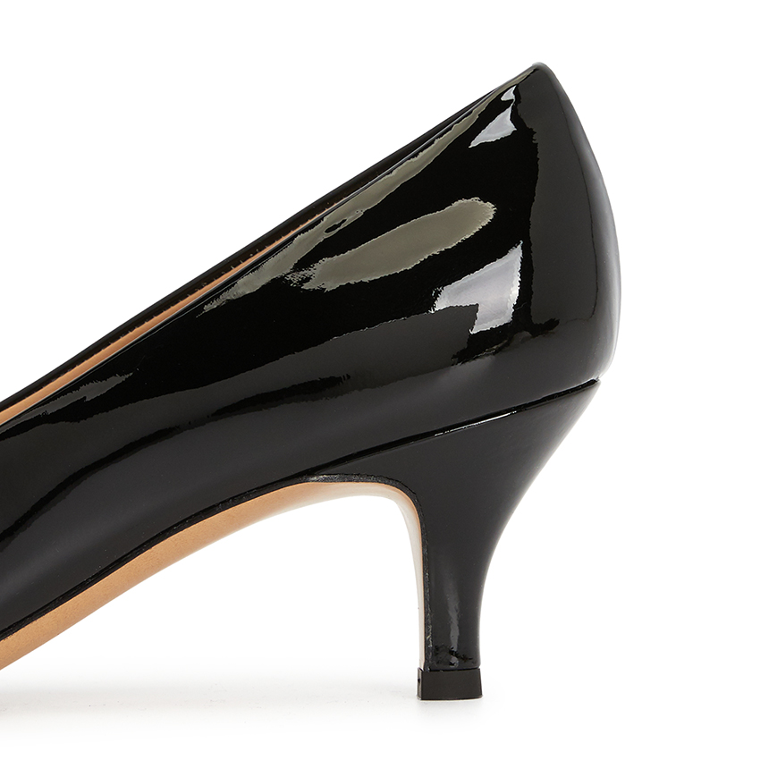 페라가모(FERRAGAMO) 바라 보우 여자 펌프스 CARLA 55 NERO 0574558