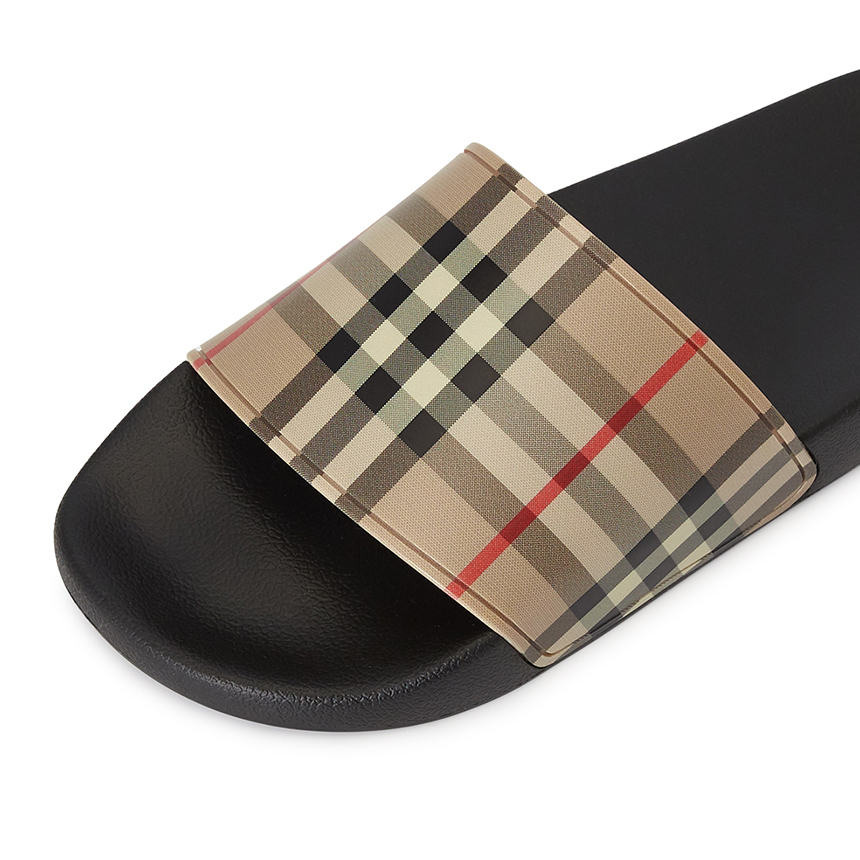 버버리(BURBERRY) 빈티지 체크 남자 슬리퍼 FURLEY M CHECK 8023965