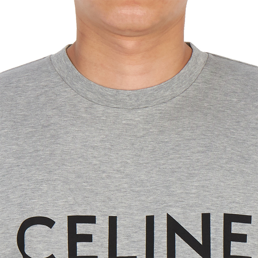 셀린느(CELINE) 로고 남자 반팔티셔츠 루즈핏 2X681501F 09GB