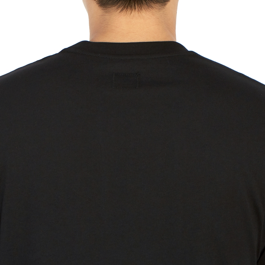 씨피컴퍼니(CP COMPANY) 로고 남자 반팔티셔츠 10CMTS204A 006011W 999