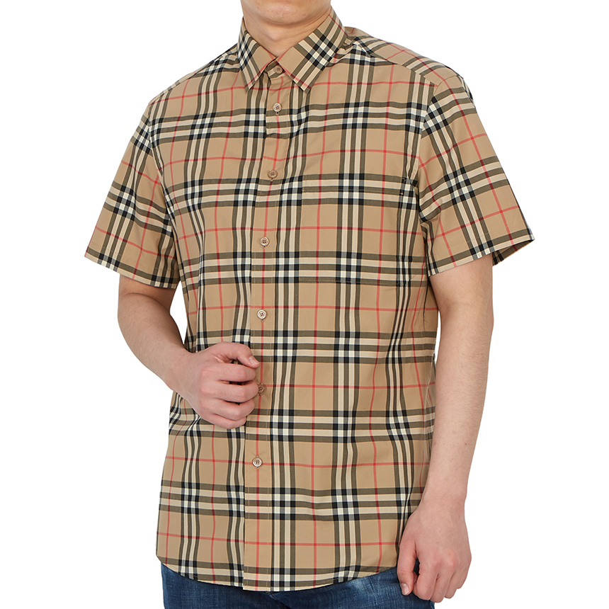 버버리(BURBERRY) 로고 아플리케 빈티지 체크 남자 반팔 셔츠 CHALCROFT 8038524 A7028