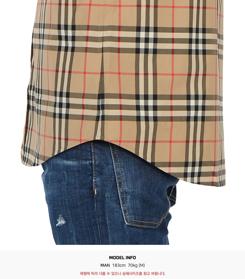 버버리(BURBERRY) 로고 아플리케 빈티지 체크 남자 반팔 셔츠 CHALCROFT 8038524 A7028