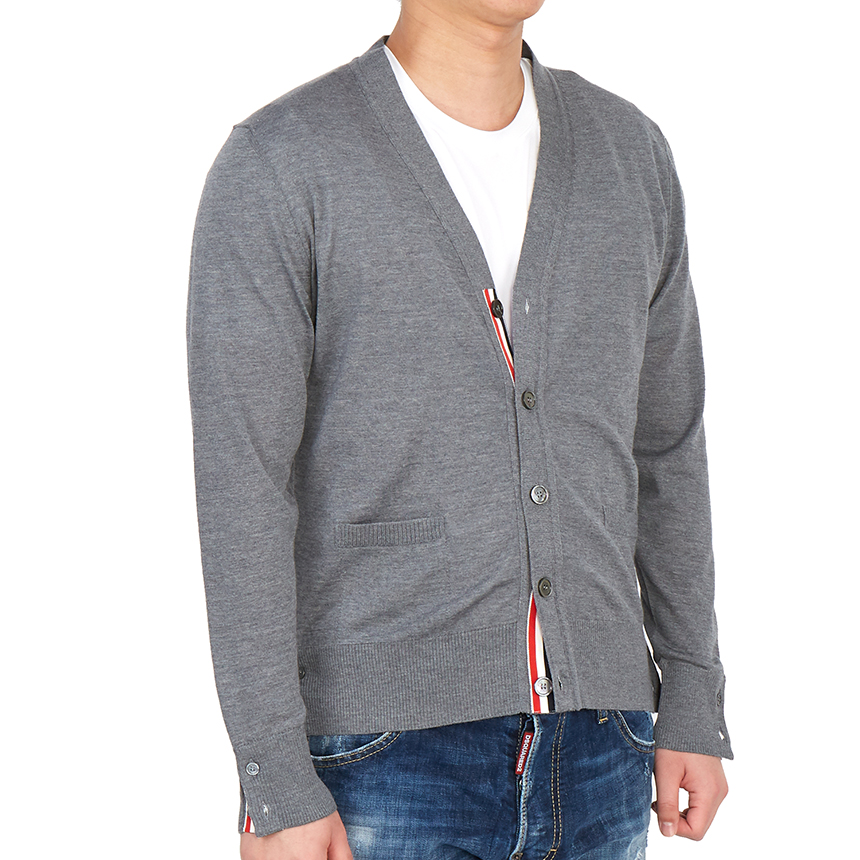 톰브라운(THOM BROWNE) 클래식 삼선 인타르시아 스트라이프 남자 울 가디건 MKC262A 00014 035