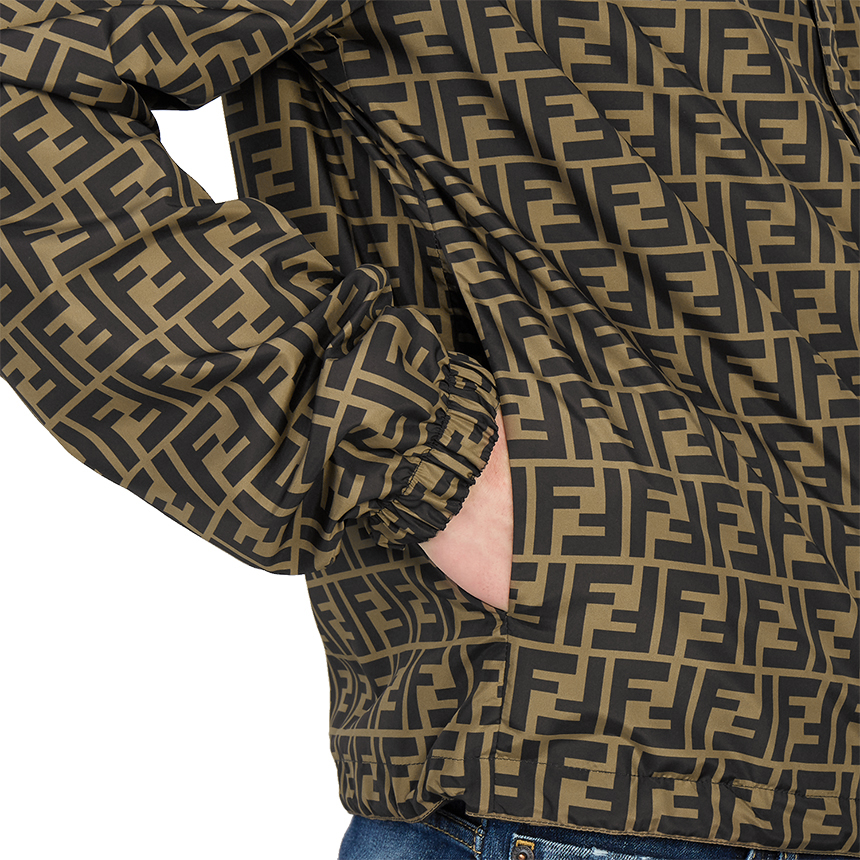 펜디(FENDI) 로고 후드 양면 남자 블루종 윈드브레이커 자켓 FAA615 A79N F13IZ