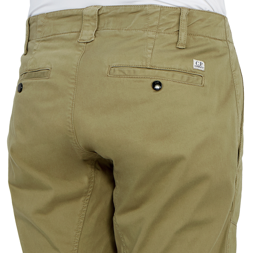 씨피컴퍼니(CP COMPANY) 얼고노믹핏 남자 스트레치 바지 10CMPA153A 005694G 329