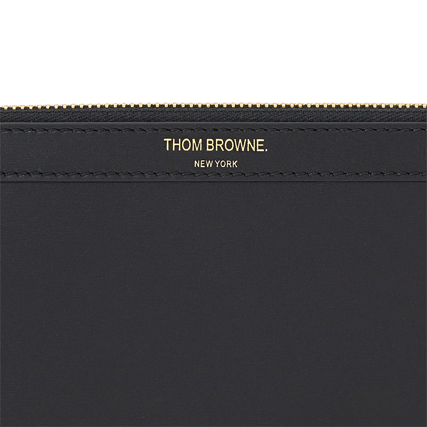 톰브라운(THOM BROWNE) 삼선탭 스몰 도큐먼트 공용 클러치/파우치백 MAC112A 06549 001