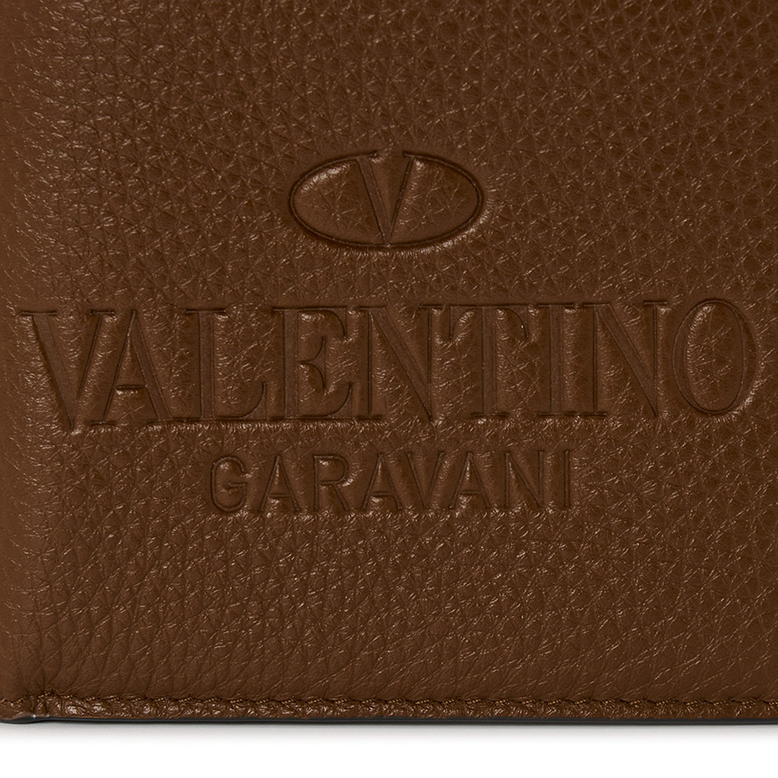 발렌티노(VALENTINO) 로고 아이덴티티 남자 반지갑 1Y2P0654VXY 7KK