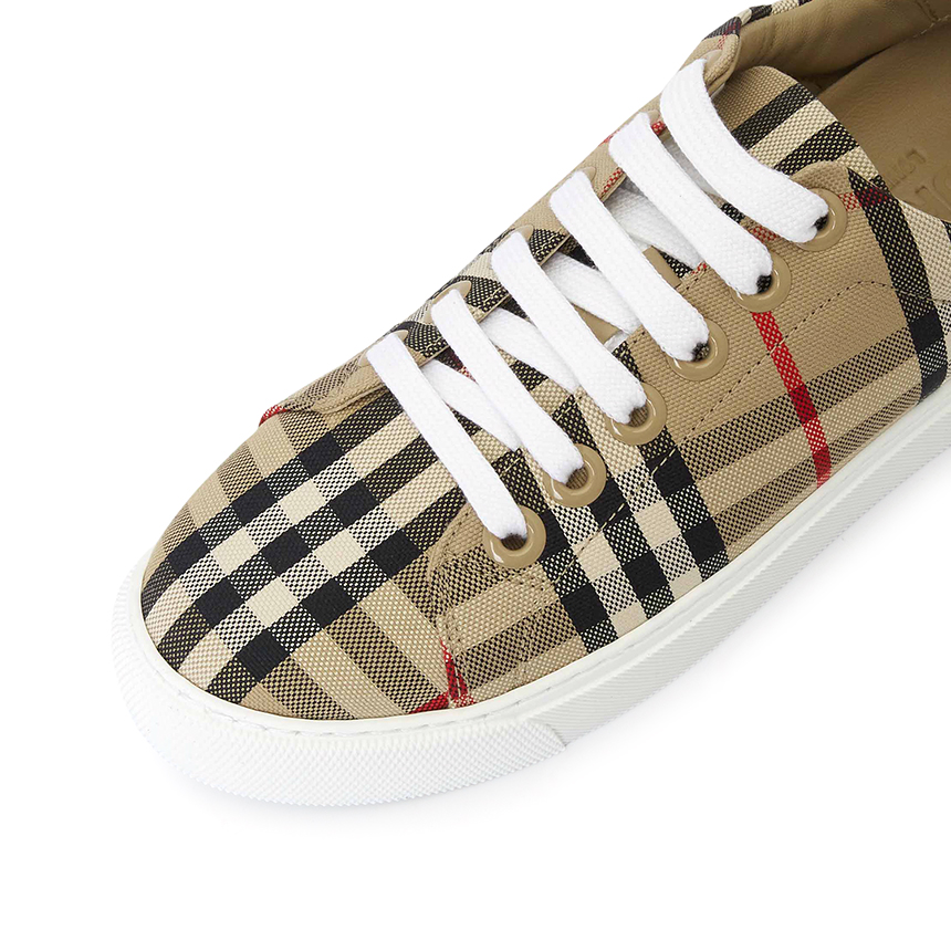 버버리(BURBERRY) 빈티지 체크 여성 스니커즈 NEW ALBRIDGE L CHK 8049777