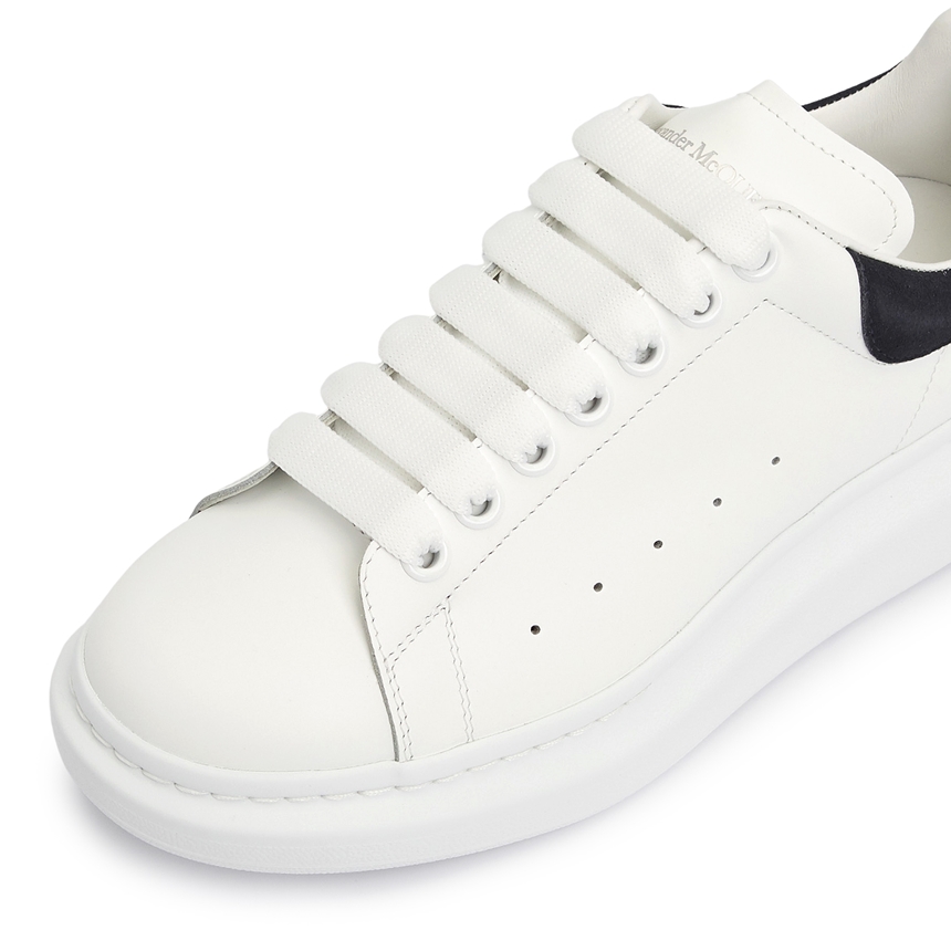 알렉산더맥퀸(ALEXANDER MCQUEEN) 오버솔 남자 스니커즈 553680 WHGP7 9483