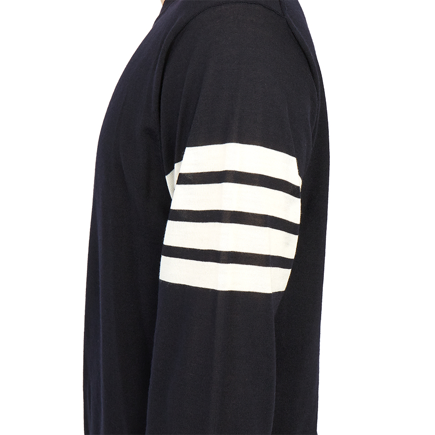 톰브라운(THOM BROWNE) 남성 니트 MKA002A Y1014 415