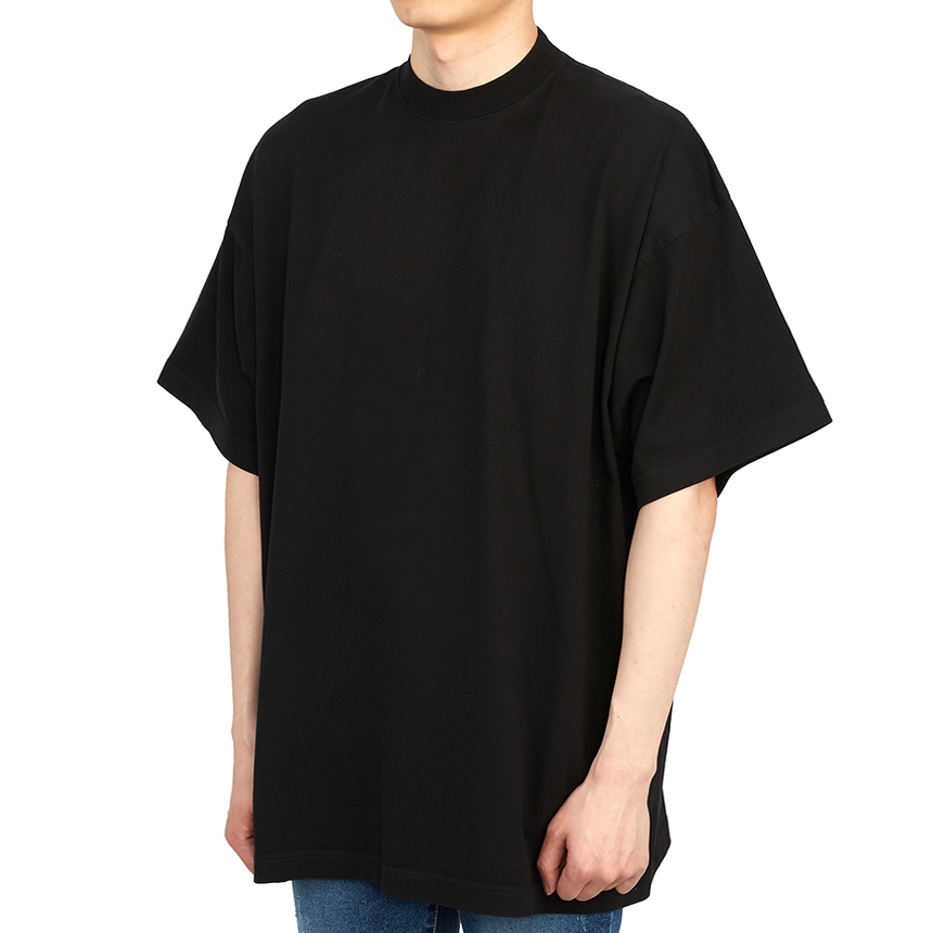 발렌시아가(BALENCIAGA) 로고 탭 공용 반팔티셔츠 오버사이즈핏 694576 TMVJ2 1151