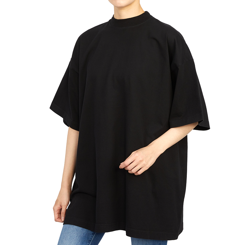 발렌시아가(BALENCIAGA) 로고 탭 공용 반팔티셔츠 오버사이즈핏 694576 TMVJ2 1151