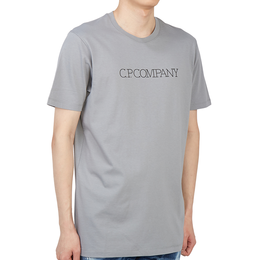 씨피컴퍼니(CP COMPANY) 토널 로고 남자 반팔티셔츠 릴렉스핏 12CMTS123A 006011W 937
