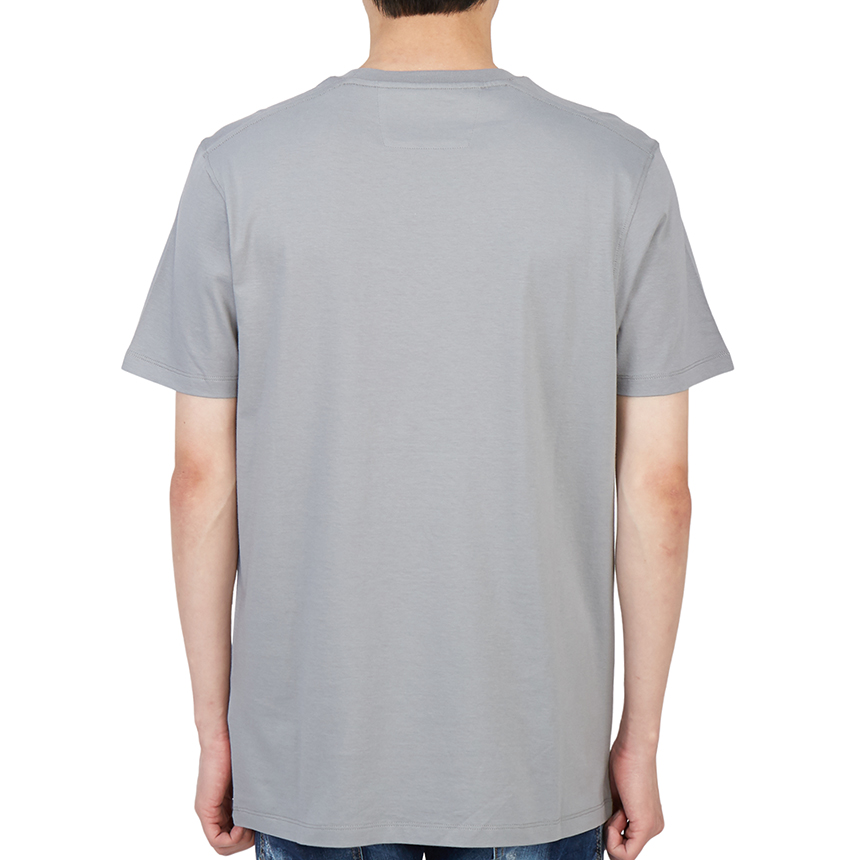 씨피컴퍼니(CP COMPANY) 토널 로고 남자 반팔티셔츠 릴렉스핏 12CMTS123A 006011W 937