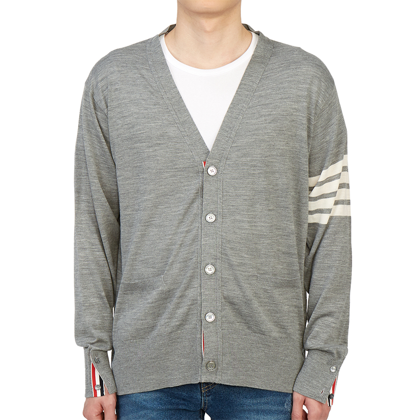 톰브라운(THOM BROWNE) 스크래치 남성 가디건 MKC002A Y1014 058 SB_MKC002A Y1014 058_066