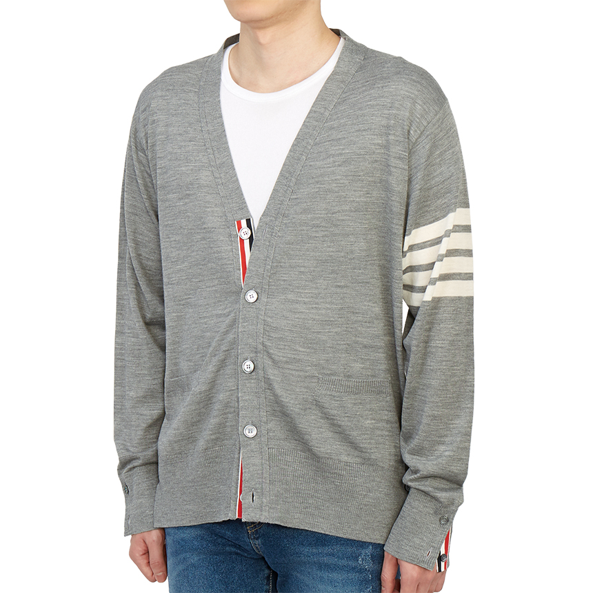 톰브라운(THOM BROWNE) 스크래치 남성 가디건 MKC002A Y1014 058 SB_MKC002A Y1014 058_066