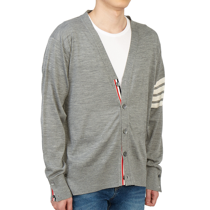 톰브라운(THOM BROWNE) 스크래치 남성 가디건 MKC002A Y1014 058 SB_MKC002A Y1014 058_066