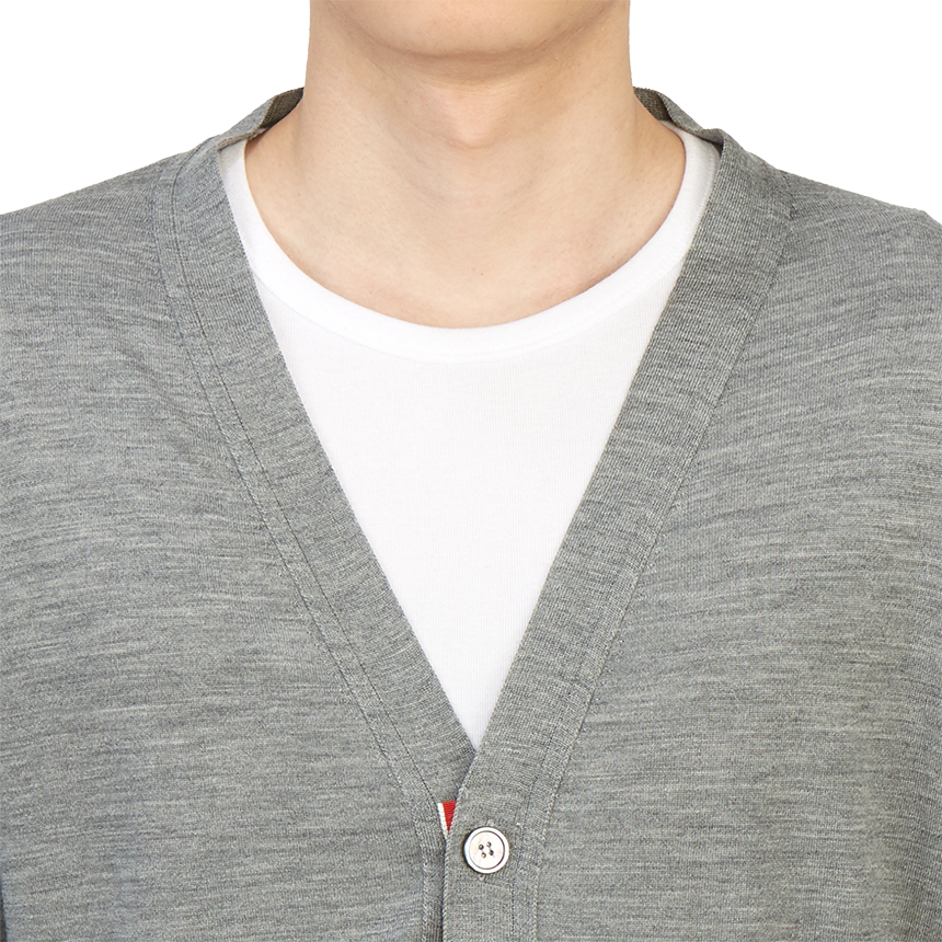 톰브라운(THOM BROWNE) 스크래치 남성 가디건 MKC002A Y1014 058 SB_MKC002A Y1014 058_066