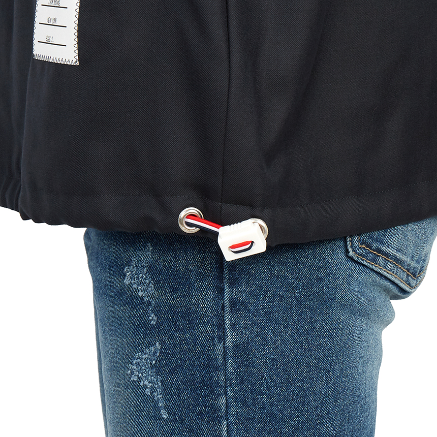 톰브라운(THOM BROWNE) 사선 스트라이프 래글런 남자 울 자켓 MJO096A 00626 415