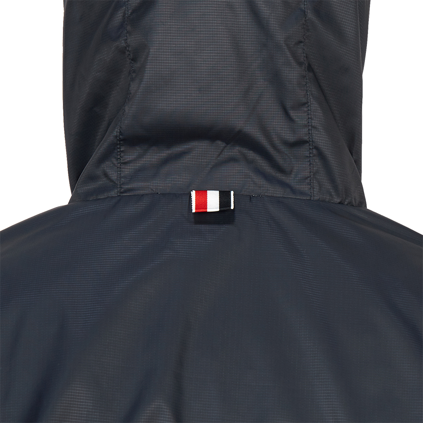 톰브라운(THOM BROWNE) 삼선 스트라이프 립스탑 남자 후드 파카 자켓 MJT172A 03215 415