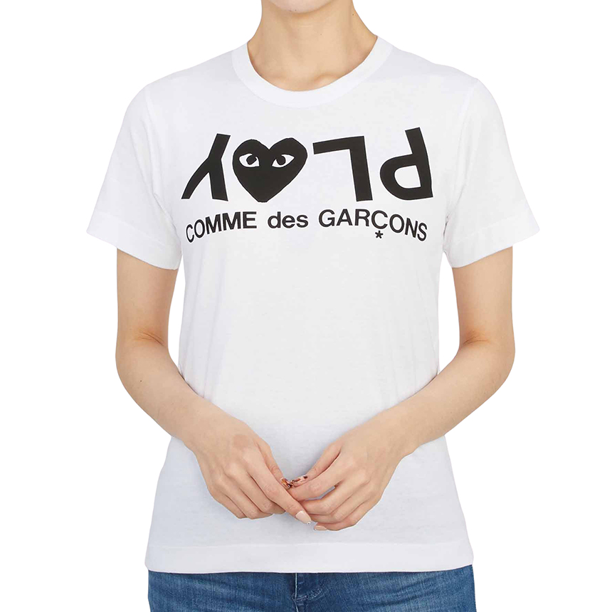 꼼데가르송(COMME DES GARCONS) 플레이 로고 여자 반팔티셔츠 AZ T067 051 1