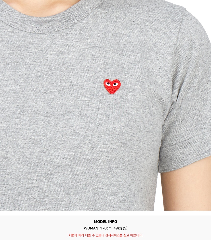 꼼데가르송(COMME DES GARCONS) 미니 레드하트와펜 여자 반팔티셔츠 AZ T305 051 1