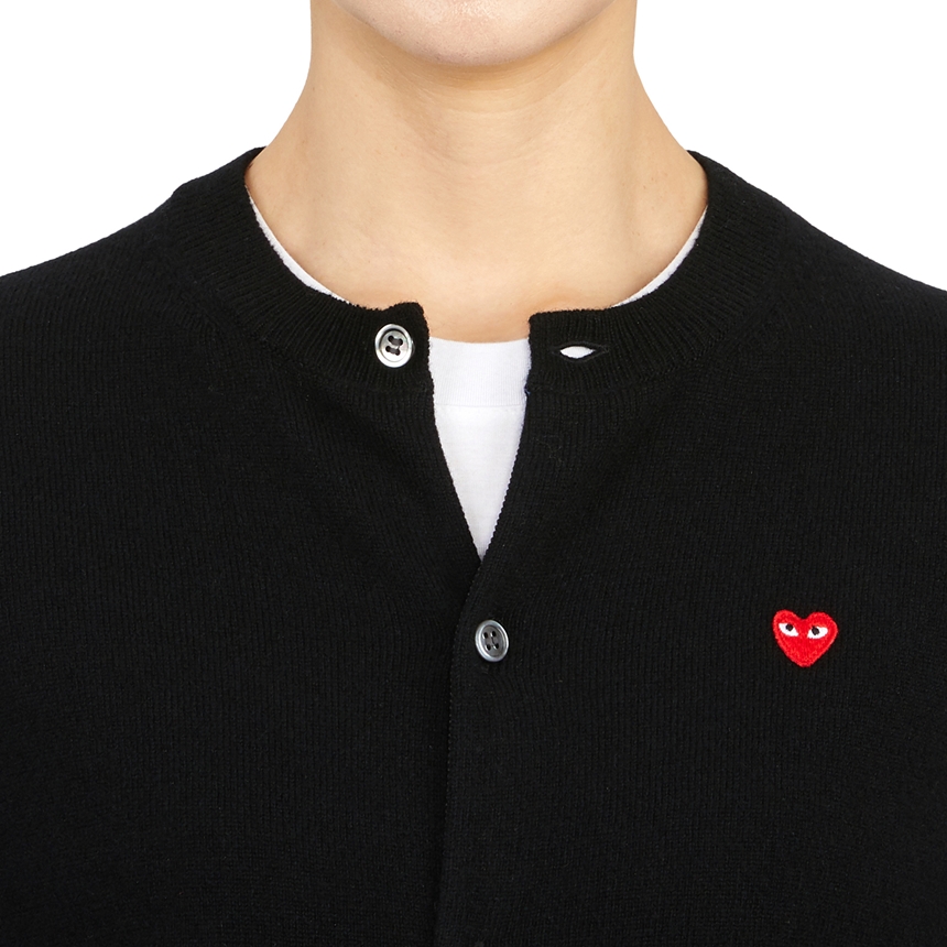 꼼데가르송(COMME DES GARCONS) 미니 레드하트와펜 여자 울 가디건 AZ N079 051 1