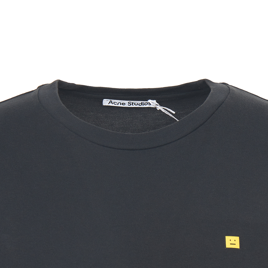 아크네 스튜디오(Acne Studios) 반팔티셔츠 (남여공용) CL0440 BM0