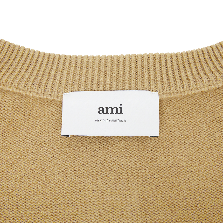 아미(AMI) 가디건 (남여공용) UKC368 018 288
