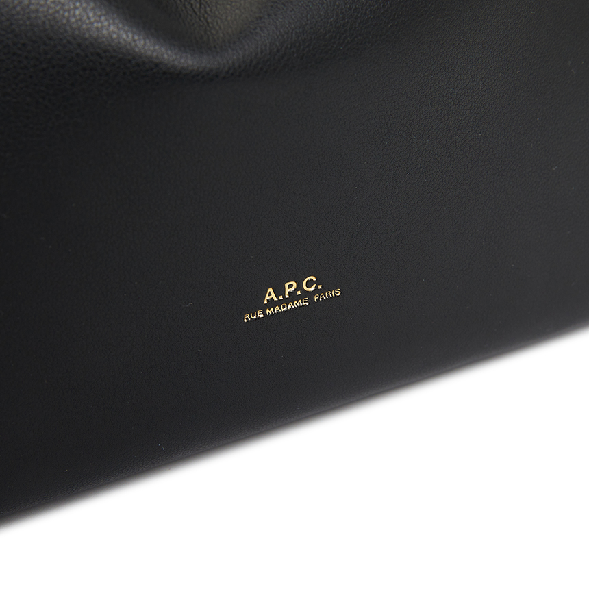 아페쎄(APC) 니논 여성 숄더백 PUAAT F61583 LZZ