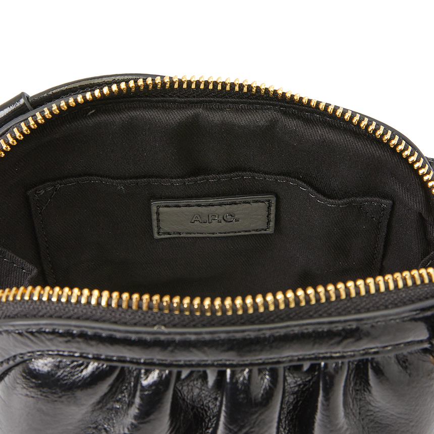 아페쎄(A.P.C.) 니논 스몰 드로스트링 여자 숄더백 PUABA F61765 LZZ NOIR