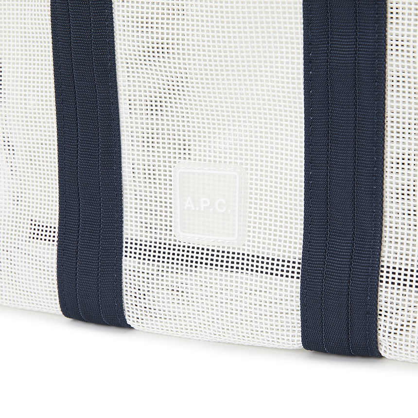 아페쎄(APC) 카바스 루이스 여성 토트백 PVAAI M61906 TAD BLANC