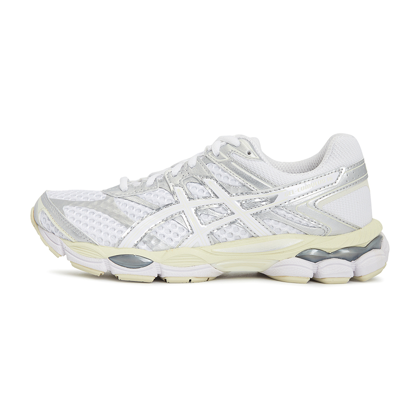 아식스(ASICS) 젤 큐뮬러스 16 스니커즈 (남여공용) 1203A733 102