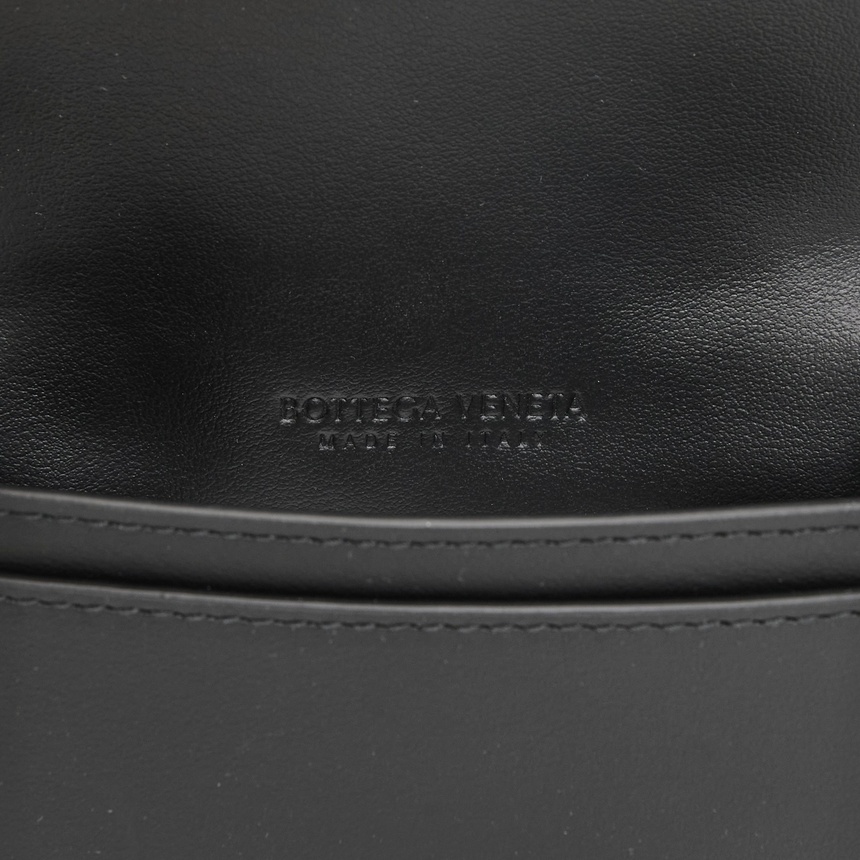 보테가베네타(BOTTEGA VENETA) 인트레치아토 남성 카드지갑 814657 VCPQ3 8803