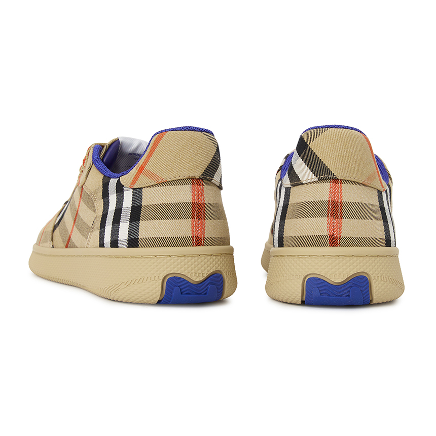 버버리(BURBERRY) 체크 남성 스니커즈 8095276