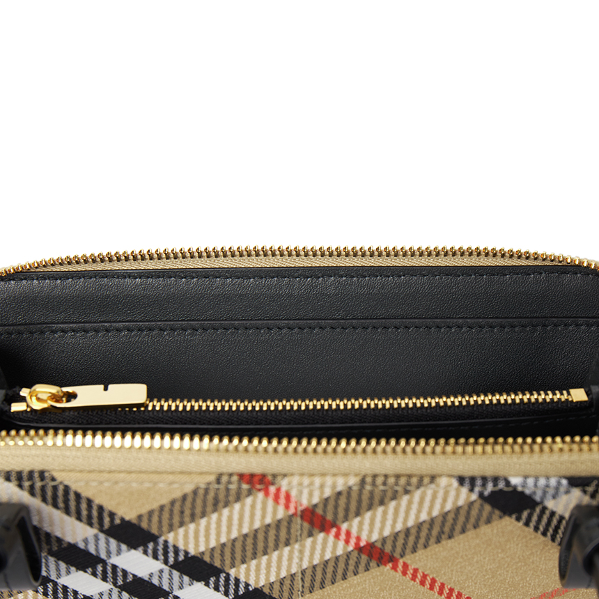 버버리(BURBERRY) 체크 여성 파우치 숄더백 8103375