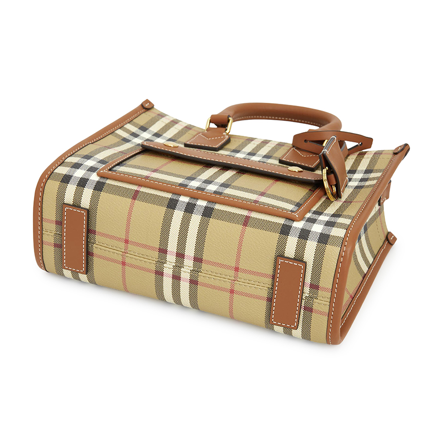 버버리(BURBERRY) 미니 프레야 여성 토트백 8109793