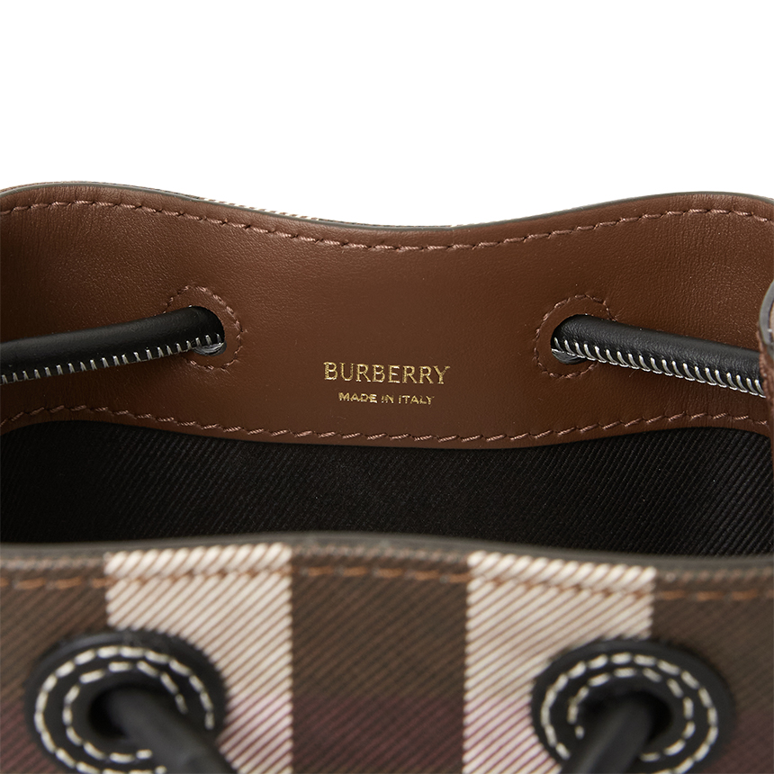 버버리(BURBERRY) 미니 체크 여성 버킷백 8112238
