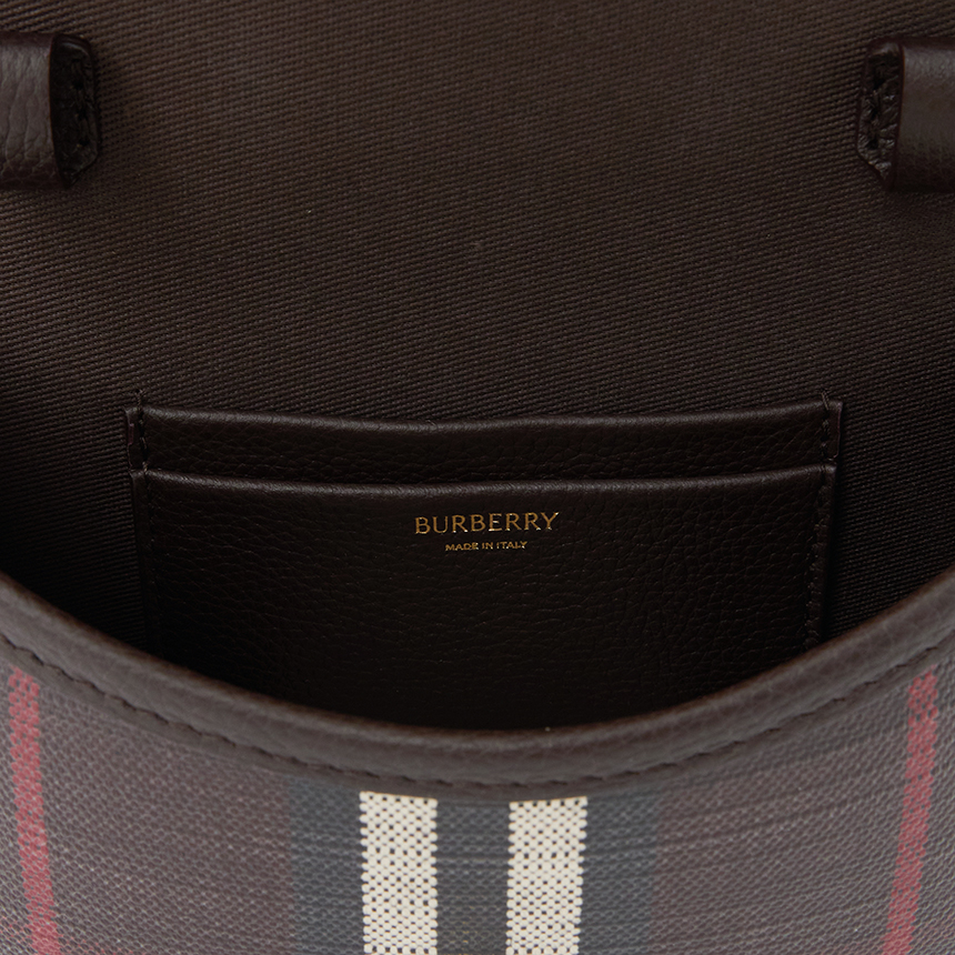 버버리(BURBERRY) 미니 하이랜드 여성 토트백 8114721