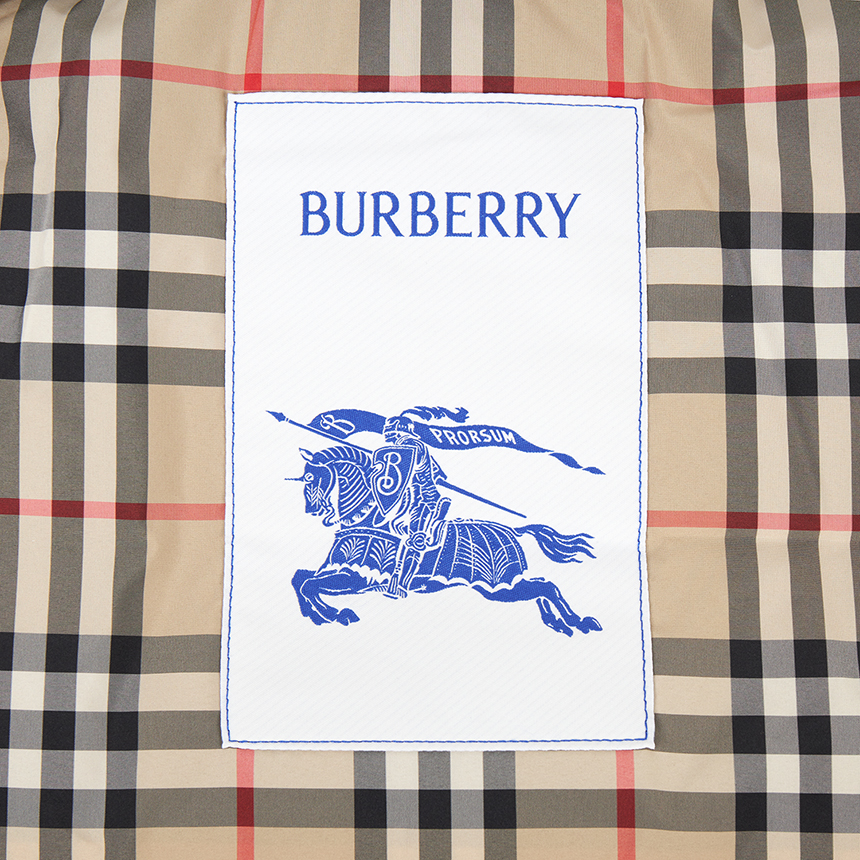 버버리(BURBERRY) 여성 패딩 점퍼 ASHWICK 8096357 A1189