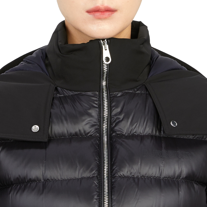 버버리(BURBERRY) 여자 후드 패딩 롱 코트 슬림핏 BURNISTON 8057843 A1189