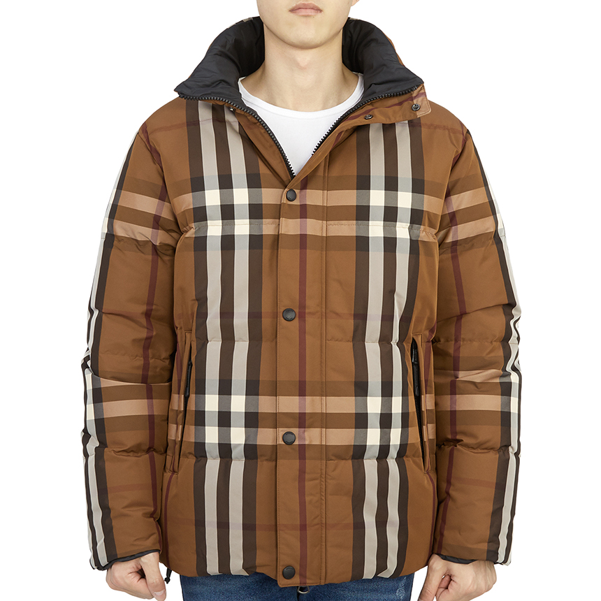 버버리(BURBERRY) 체크 팩어웨이 남자 양면 패딩 점퍼 자켓 릴렉스핏 DIGBY CHK 8058546 A9697
